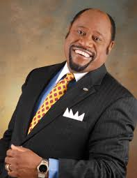 International pastor and motivational speaker Dr. Myles Monroe dies in plane crash.
